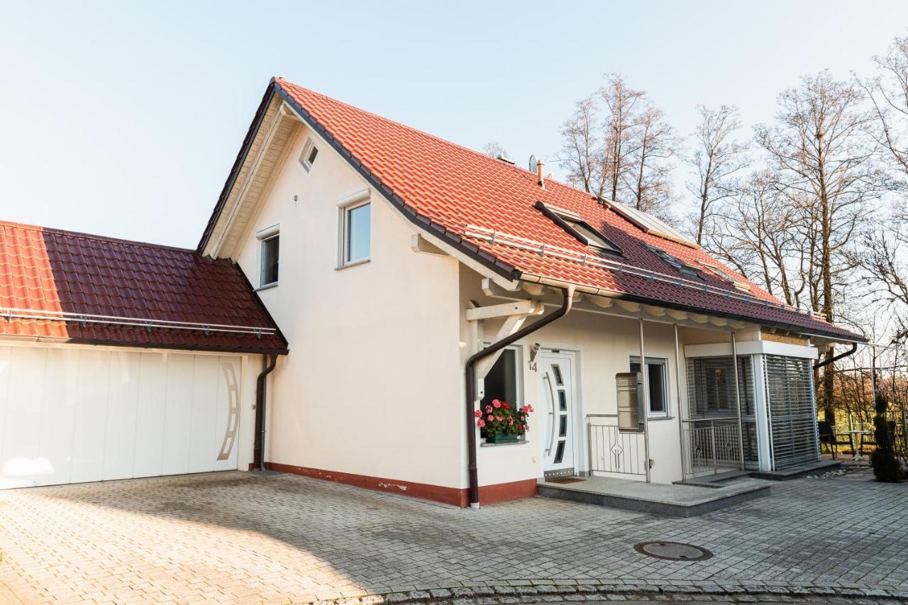 Ferienwohnung Ella Meckenbeuren Exterior foto